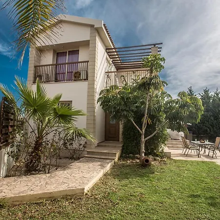 Imagine Your Family Renting A Luxury Holiday Close To Sotira's Main Attractions, Sotira 1304 Айя-Напа