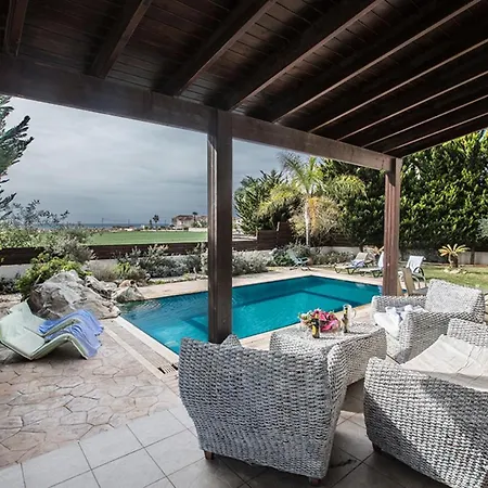 Imagine Your Family Renting A Luxury Holiday Close To Sotira's Main Attractions, Sotira 1304 *